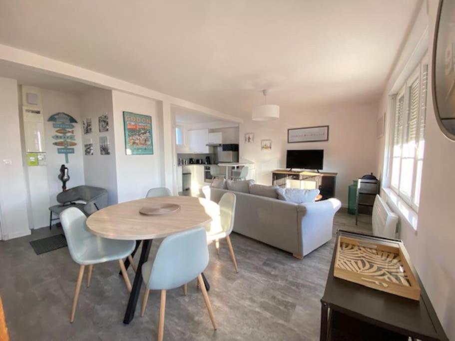 La Capitainerie Beau Duplex Face Port De Plaisance Apartment เอตาปล์ ภายนอก รูปภาพ