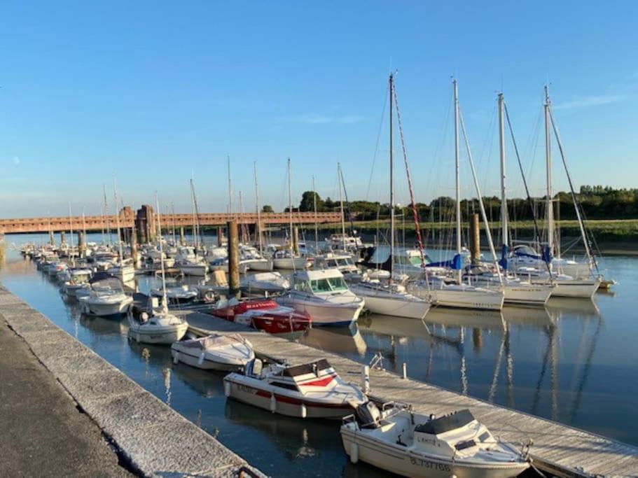 La Capitainerie Beau Duplex Face Port De Plaisance Apartment เอตาปล์ ภายนอก รูปภาพ